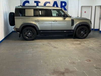 Land-Rover Defender D200 X-Dynamic 110 - 1Hand