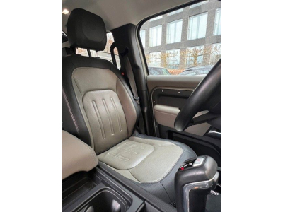 Land-Rover Defender D200 X-Dynamic 110 - 1Hand