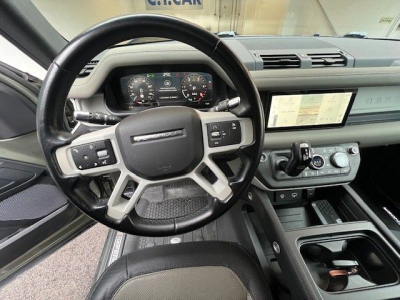 Land-Rover Defender D200 X-Dynamic 110 - 1Hand