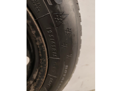 Jantes acier + Pneus hiver 15