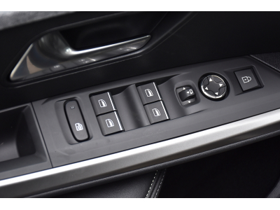 Peugeot 3008 1.2 Hybrid 145 GT e-DSC6