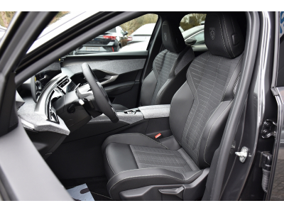 Peugeot 3008 1.2 Hybrid 145 GT e-DSC6