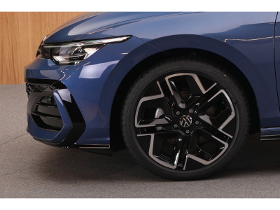 Volkswagen Golf 1.5 eTSI mHEV 150 DSG R-Line