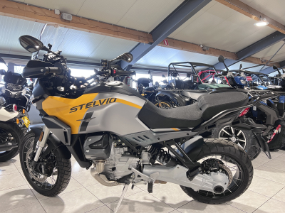 Moto Guzzi Stelvio PFF Rider Assistance Solution 1000