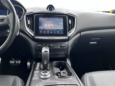 Maserati Ghibli Maserati Ghibli GranSport 3.0 V6 DIESEL / Harmann & Kardon/ 20*