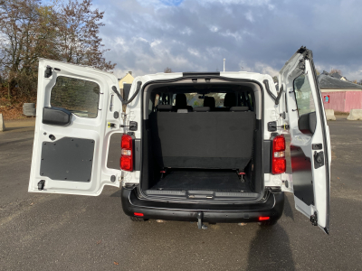 Peugeot Expert 1.5Hdi 130 9 places Navi Apple CarPlay Camera AHK