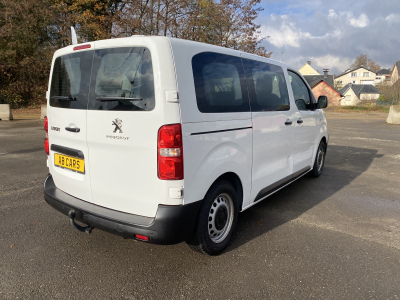 Peugeot Expert 1.5Hdi 130 9 places Navi Apple CarPlay Camera AHK