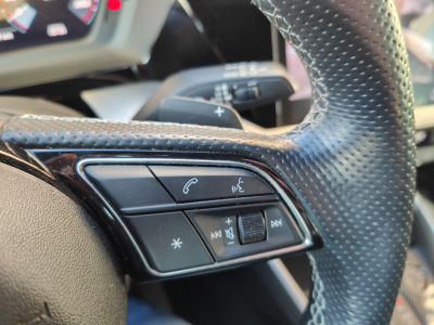 Audi A3 30 TFSI CAMERA CARPLAY GPS SIEGES CHAUFFANTS