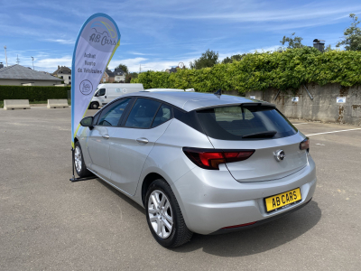 Opel Astra 1.0Turbo 105cv Apple CarPlay