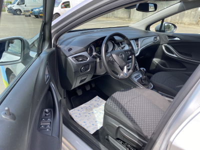 Opel Astra 1.0Turbo 105cv Apple CarPlay