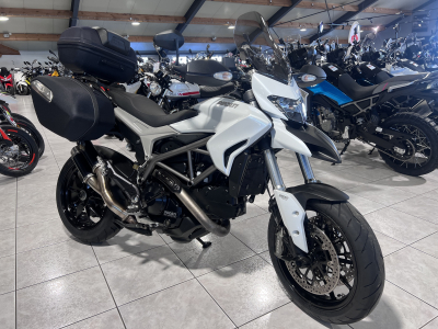 Ducati Hypermotard 821 