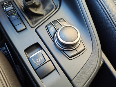 BMW X1 SDRIVE 18i PACK M CARPLAY GPS CUIR SIEGES CHAUFF