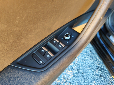 Audi A4 30 TDI S-LINE S-TRONIC CARPLAY GPS CUIR