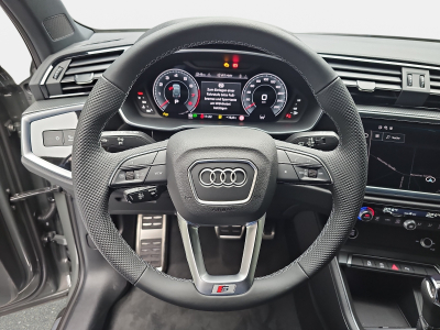 Audi Q3 35 TFSI S-Tronic 150  S-Line