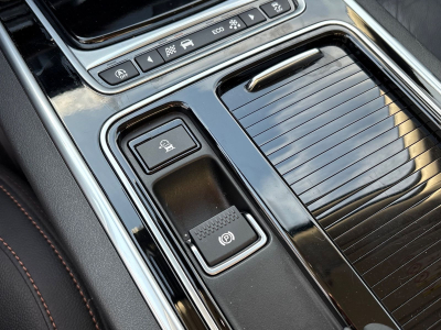 Jaguar XE XE 20d 180PS Prestige Automatik