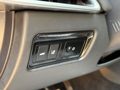 Jaguar XE XE 20d 180PS Prestige Automatik