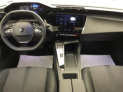 Peugeot 308 1.5 BlueHDI 130 EAT8 ALLURE