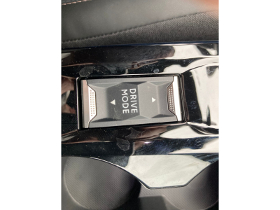 Peugeot 2008 1.2 Hybrid 110 E-DSC6 ALLURE