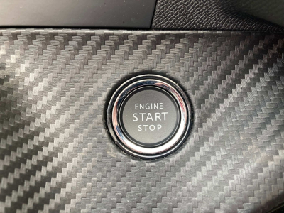 Peugeot 208 1.2 PureTech Hýbrid 110 E-DSC6 Allure