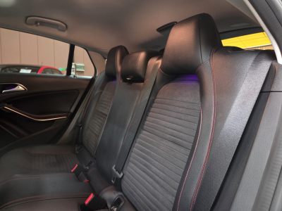 Mercedes-Benz CLA 200 Shooting Brake AMG-LINE 7G-DCT