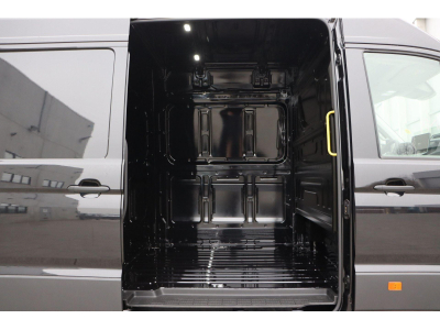 Volkswagen Crafter 2.0 Tdi 177 AUT L4H3