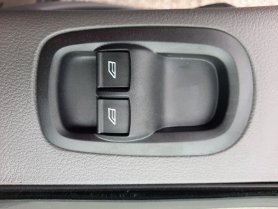 Ford Transit 2.0 TDCi 165 L2H2 4x4 Trend AHK/270° Türen