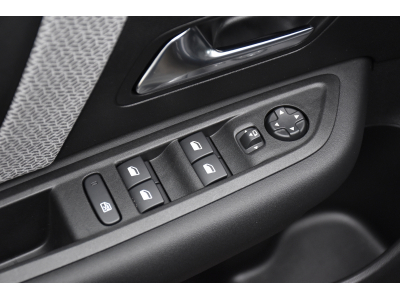 Citroën C4 1.2 PureTech 130 EAT8 MAX