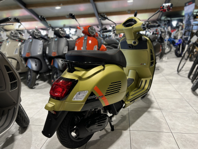 Vespa GTS Super Sport 125