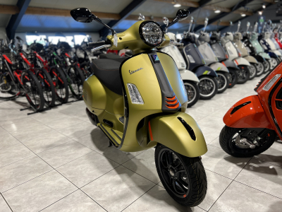 Vespa GTS Super Sport 125