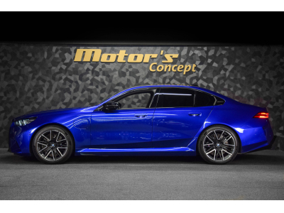 BMW M5 G90 - Marina Bay Blue Metallic