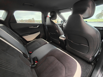 Kia EV6 GT-LINE 77.4KW CARPLAY CAMERA 360° SIEGES CHAUFF