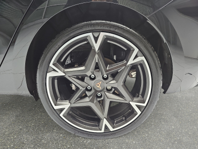 Cupra Leon 1.5 eTSi DSG 150