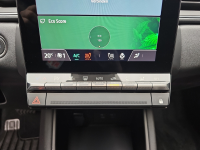 Renault Captur 1.3 TCe MHD 160 EDC Techno