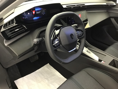 Peugeot 308 1.5 BlueHDI 130 EAT8 ALLURE