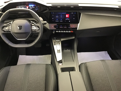 Peugeot 308 1.5 BlueHDI 130 EAT8 ALLURE