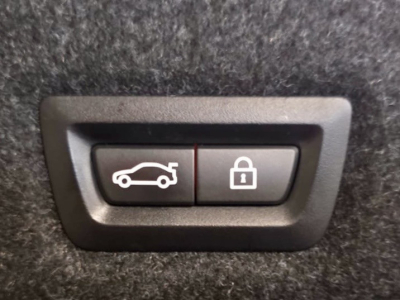 BMW M5 4.4 V8 XDRIVE DKG CARBON HEAD UP BOWERS & WILKINS CUIR NAVI