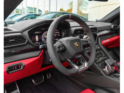 Lamborghini Urus 4.0 V8 Auto./PANO/23/360°/B&O/HEAD-UP/VOLL