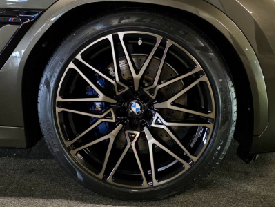 BMW X6 M COMPÉTITION 4.4 V8 XDRIVE DKG CARBON HEAD UP BOWERS & WILKINS PANO CUIR NAVI 1 HAND