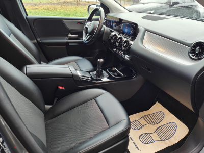 Mercedes-Benz B 180 B180d GPS CAMERA BLUETOOTH SIEGES CHAUFF