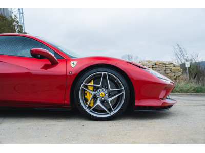 Ferrari F8 Tributo ROSSO FUOCO | FERRARI APPROVED | LIFT | CARBON | 360 | JBL