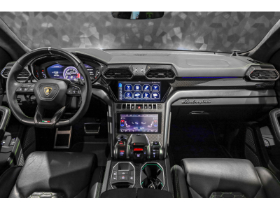 Lamborghini Urus V8 - NERO HELENE / VERDE