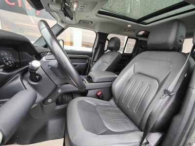 Land-Rover Defender 110 D240 SE 4X4 7PLACES TOIT PANO CARPLAY CAMERA 360°