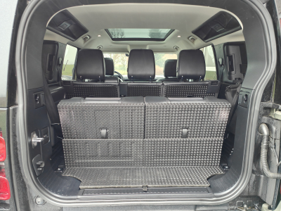 Land-Rover Defender 110 D240 SE 4X4 7PLACES TOIT PANO CARPLAY CAMERA 360°