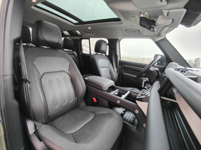 Land-Rover Defender 110 D240 SE 4X4 7PLACES TOIT PANO CARPLAY CAMERA 360°