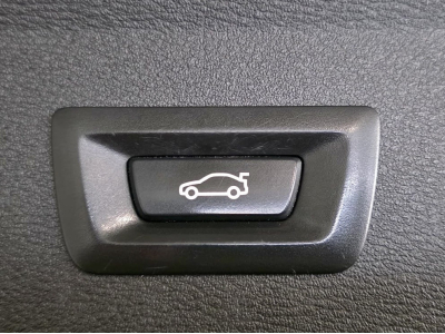 BMW X1 18D XDRIVE PANO CUIR