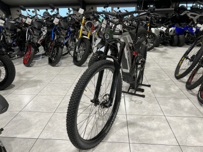 Fantic XTF 1.5 Race  L 630 Wh, 29''-29'', freins 2 pistons gris, 90 Nm