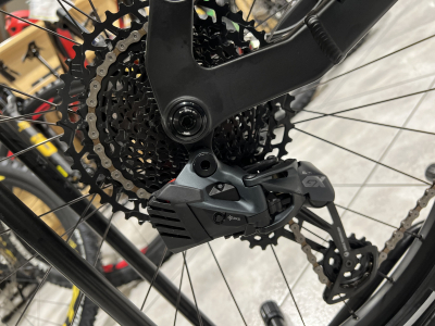 Fantic XTF 1.5 Race  L 630 Wh, 29''-29'', freins 2 pistons gris, 90 Nm