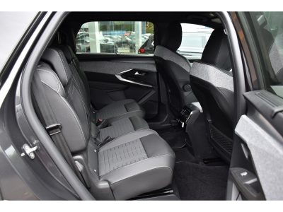 Peugeot 5008 GT Hybrid 145 e-DSC6