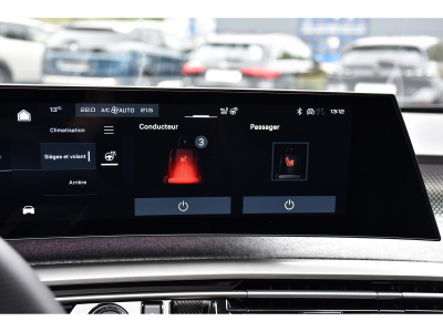 Peugeot 5008 GT Hybrid 145 e-DSC6