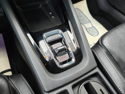 Skoda Octavia 2.0 TDI DSG CARPLAY GPS CAMERA LED SIEGES CHAUFF